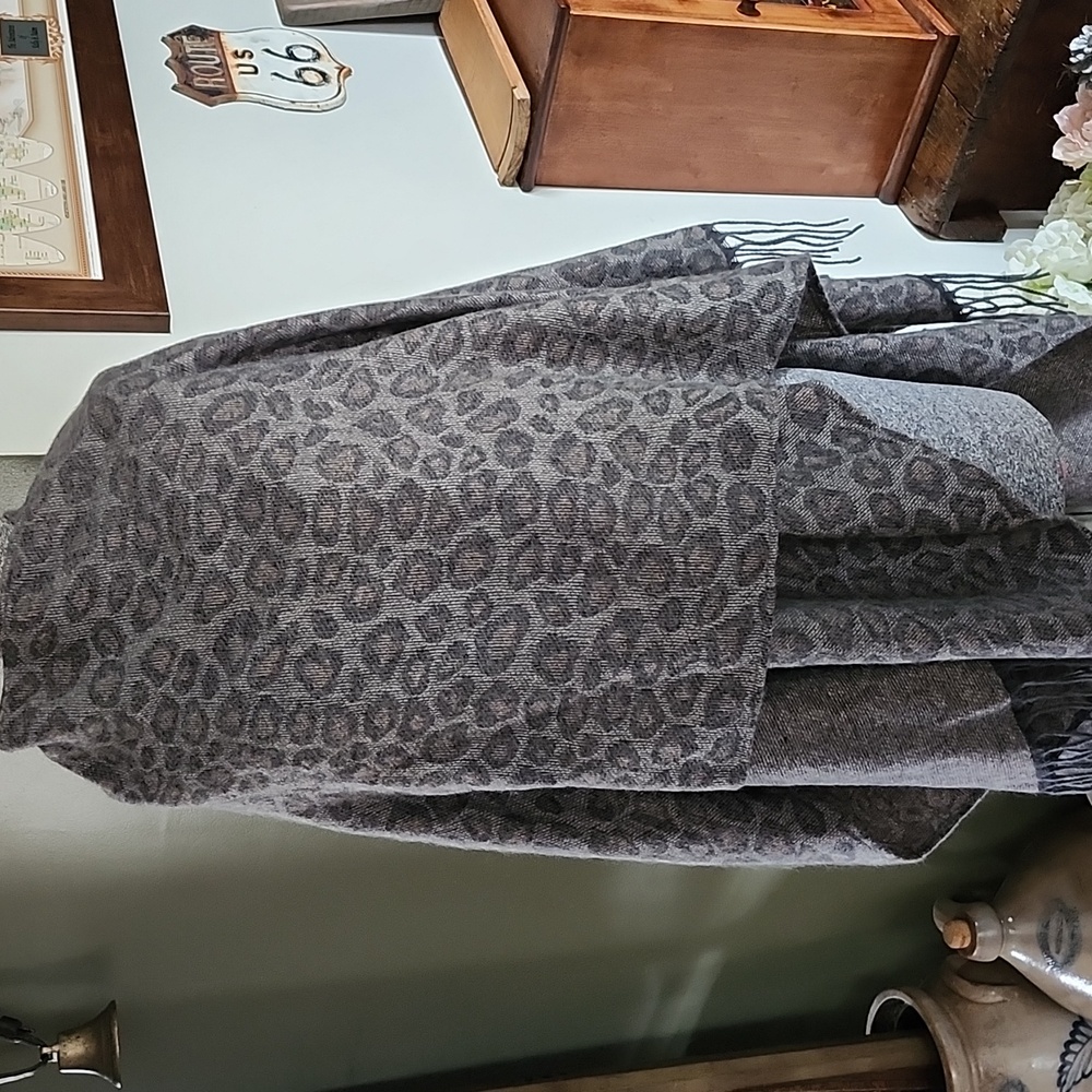 Woolrich Gray Shawl One Size